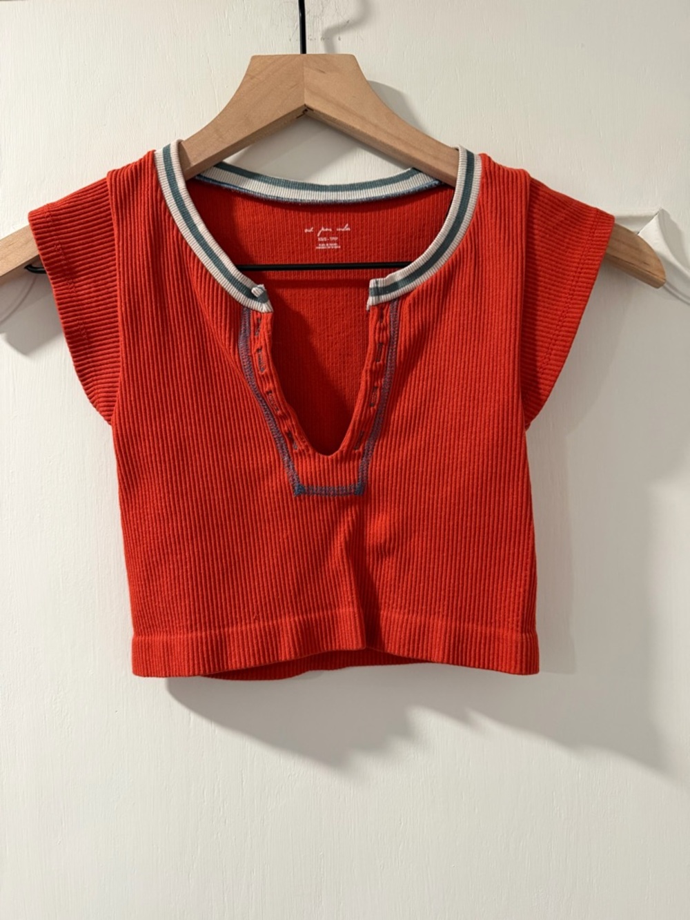 Urban Outfitters Out From Under Cropped Short Sleeve Top Rust/Red XS/S